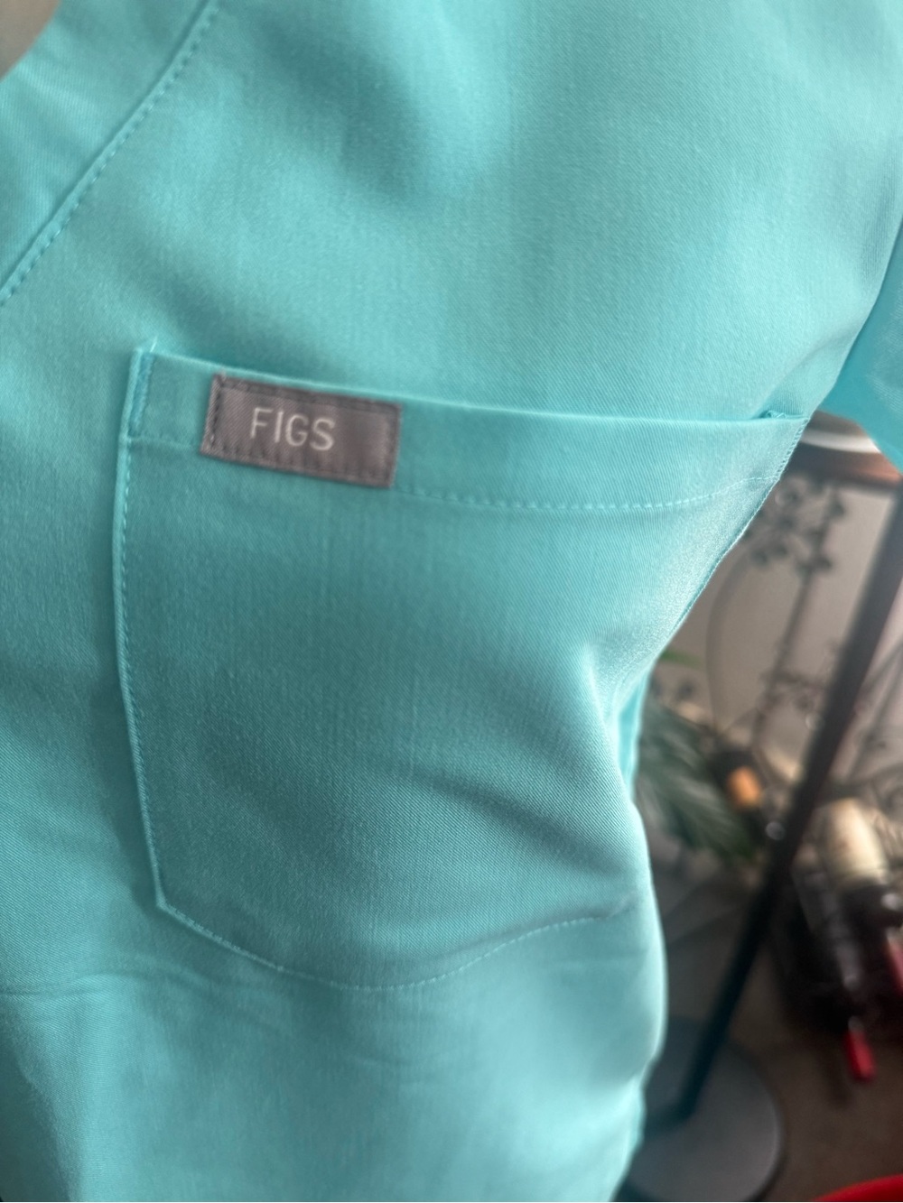 Figs Women's Teal V-Neck Medical Tunic - Picture 4 of 4